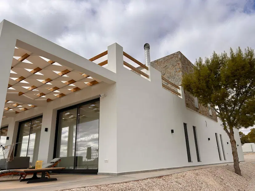 Custom Built New Villas in Pinoso (Alicante): Spacious Homes in Natural Surroundings