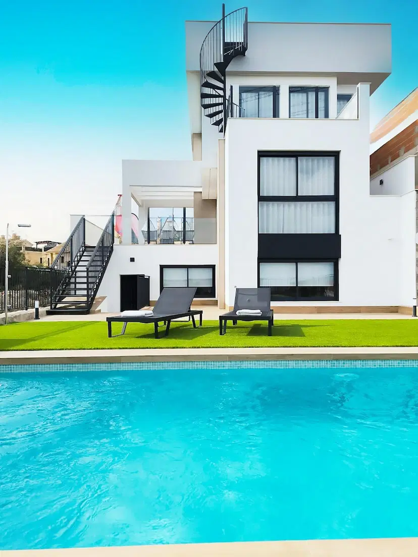 New Build Villas with Private Pool in La Finca Golf Algorfa Costa Blanca South