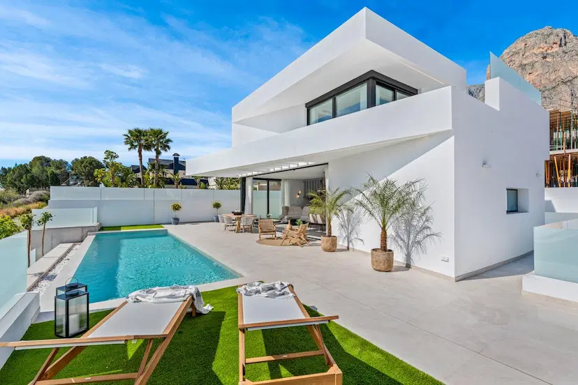 NEW BUILD VILLAS IN POLOP