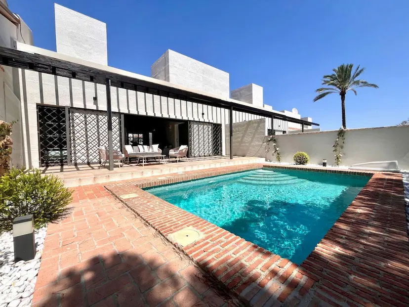 Elegant One-Level Townhouses with Private Pool in Peraleja Golf Resort – Costa Cálida